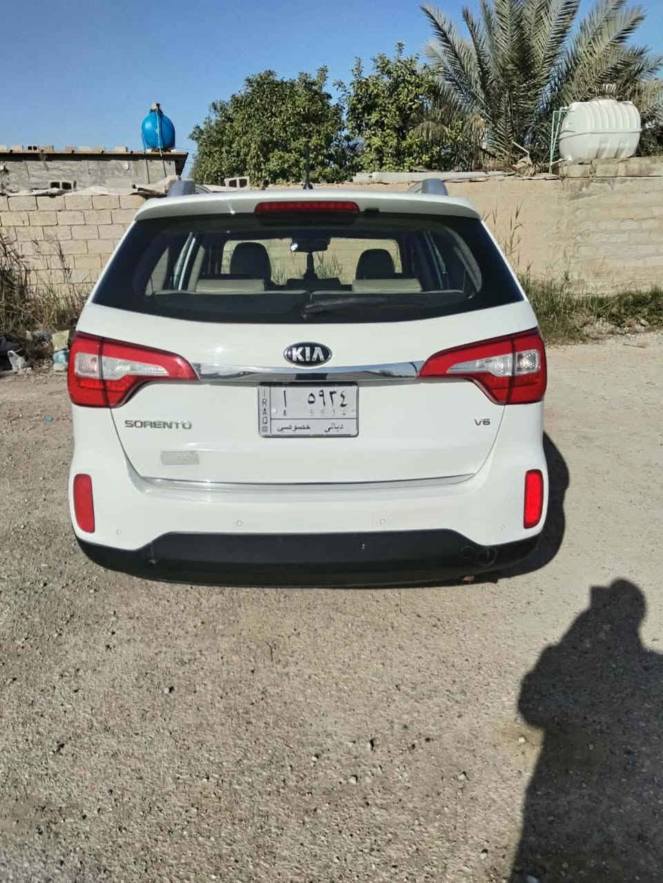 للبيع كيا سورنتو موديل 2015 رقم ديالى بسمي وارد خليجي مكفولة كفالة عامة من الصبغ والتبديل والبارد محرك ستة سلندر سبعة راكب ثلاث قطع تبريد بردات خلفية ويل كاب كروم فول عدا الفتحة ماشية 165 ألف كيلو السعر 185ورقة وبيهة مجال عنوان ديالى بعقوبة كاطون الرازي قرب مدرسة الشام رقم الهاتف *********** أبو وسام/ يرهم مراوس بي سورنتو 18او20 أو توسان 24 بس يكون خليجي أبيض مكفول/ رجاءآ إني مكلف بل نشر رجاءآ يوجد رقم الهاتف رجاءآ

