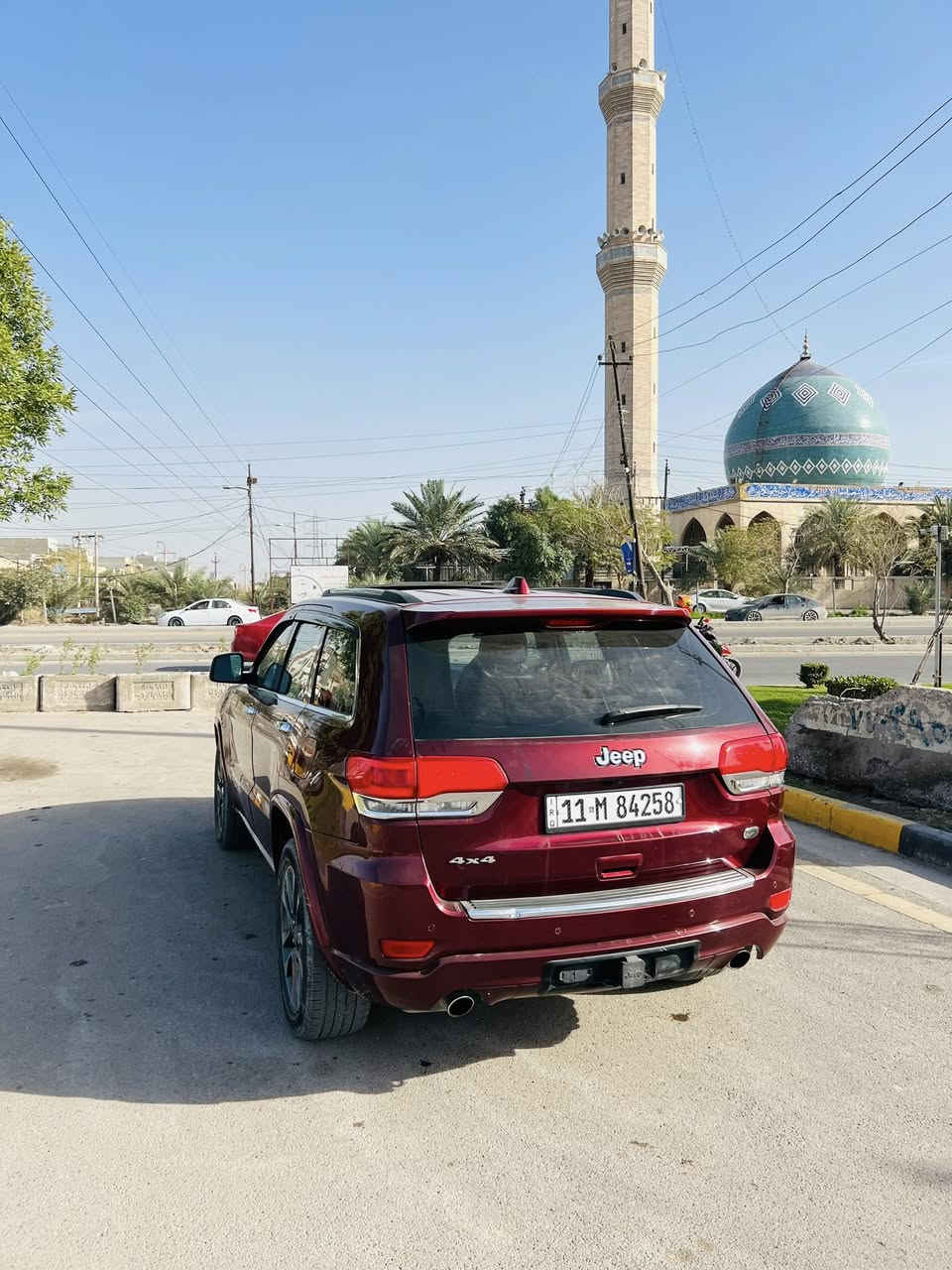 جيب كراند شيروكي 2017 اوفرلاند بدون جكات
لبيع حادث امريكا جاملغ امامي عكس السايق وبلعراق جاملغ خلفي رقم بغداد حره ماشيه 71 الف ميل

مواصفات 
بنوراما
حساس خلفي 
تو ويل 
كشنات اربعه هيتر كشنات امامي تبريد 
كشنات كهرباء 
اطفاء ذاتي عند ازدحام 
هيتر استيرن 
توقف ذاتي 
هيتر مري 
صندوك كهرباء 
دمام خلفي 
سياره  سعر 215وبيها مجال ***********
