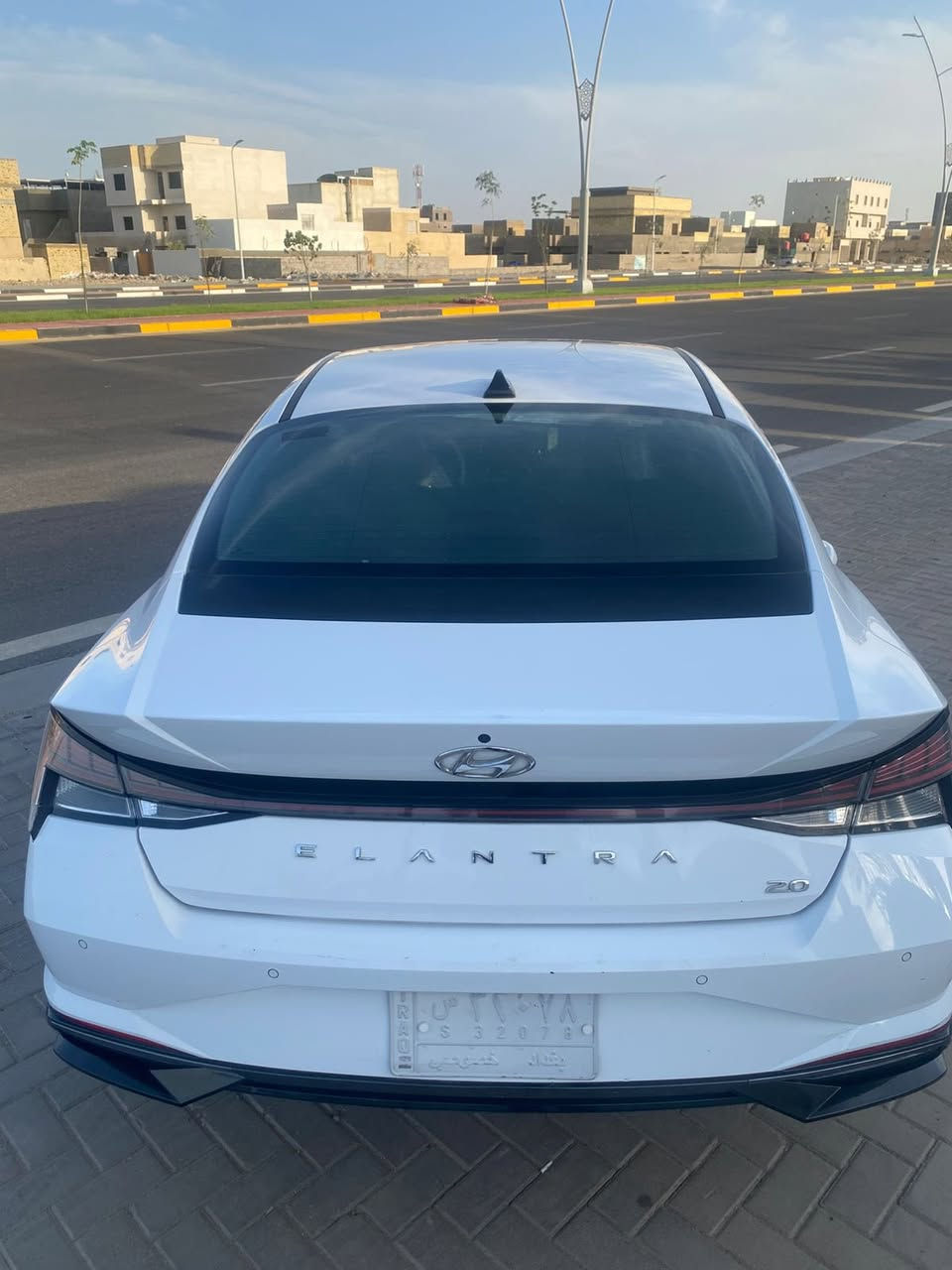 النترا خليجي 
مكينه 2000دوش 
بصمه تنته تشغل عن بعد مواصفات الخليجي 
بيهه دوسه وباب ودوسه الثاني مامصلحات 
مكينه كير تبريد كفاله 
السياره مال اقصاد راعيهه بلبصره استقطاع مباشر 
راعيهه ب الاصمعي وكاله ثاني يوم *********** السعر 140 وبيها مجال قلليل للشراي
