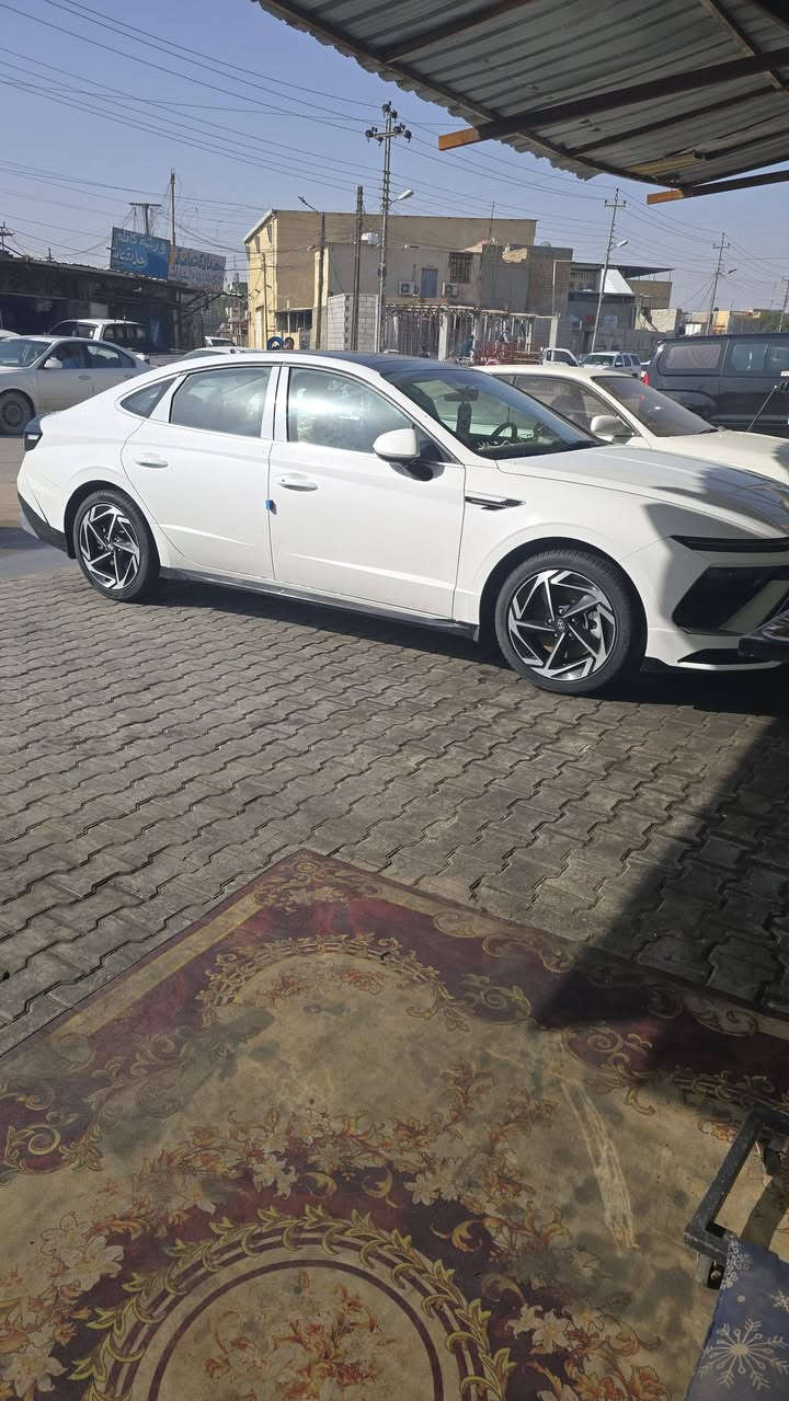 سوناته مديل 2025زيرو فول مواصفات خليجي اقصاد رعيه رسمي بلبصره مهندس بلنفط سعر 228وبيه مجال لطيبين  تصال ***********/***********
