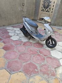 ا السلام عليكم دراجه ماكس للبيع السعر ٧٥٠ وبيهه مجال او مرأوس بكير حرب...