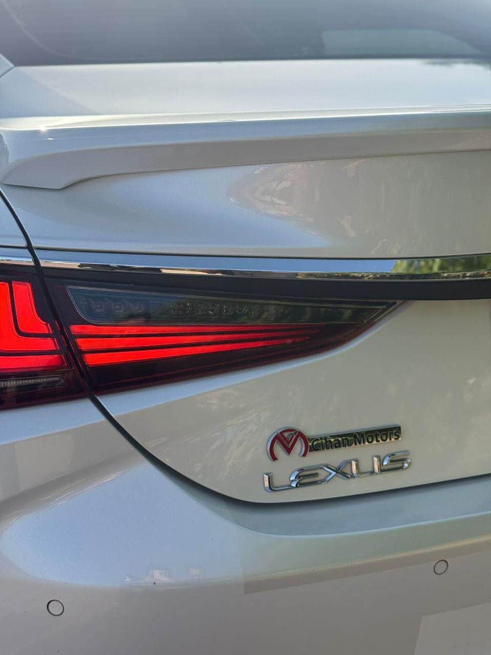 لكزس ES350 2019 خليجي

للبيع 

ماشية 70,000km

بانوراما 

داتا شو 

كشنات تبريد

كشنات ميموري وكهرباء

صندوق كهربائ

وضعيات قياده  سبورت  وايكو ونورمال 

شفتات ستيرن 

رادار امامي خلفي 

نقط عمياء 

تحديد مسار 

كيج الكتروني 

اوتو هولد

هاندبريك بصمه 

وبعد بيها مواصفات 

سيارة بيه مكانين بارد و رتجع على BDR

السعر.328$  ومجال بسيط

رقم موبايل :***********

عنوان سيارة :خانقين او سليمانيه خناقين, ديالى
