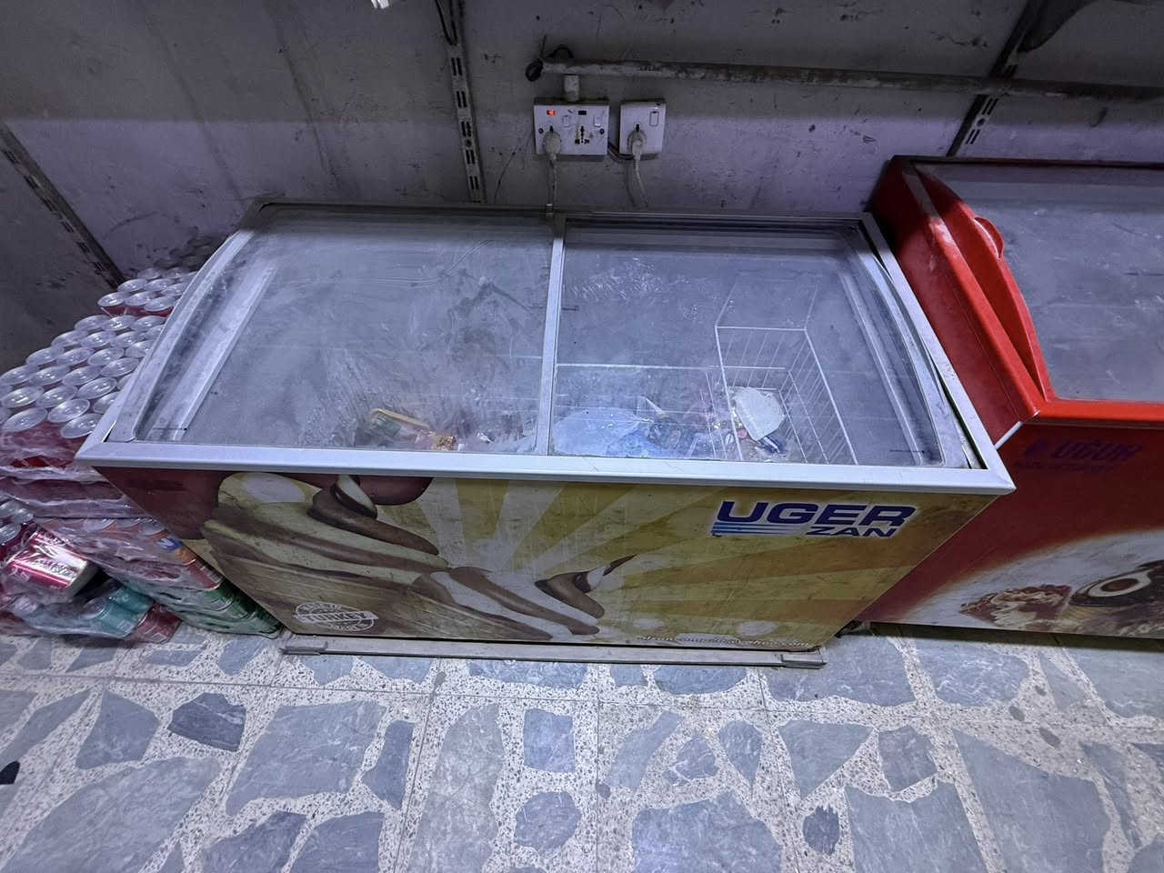 سلام عليكم عندي هذن لبيع مكاني بغداد بلديات ***********
