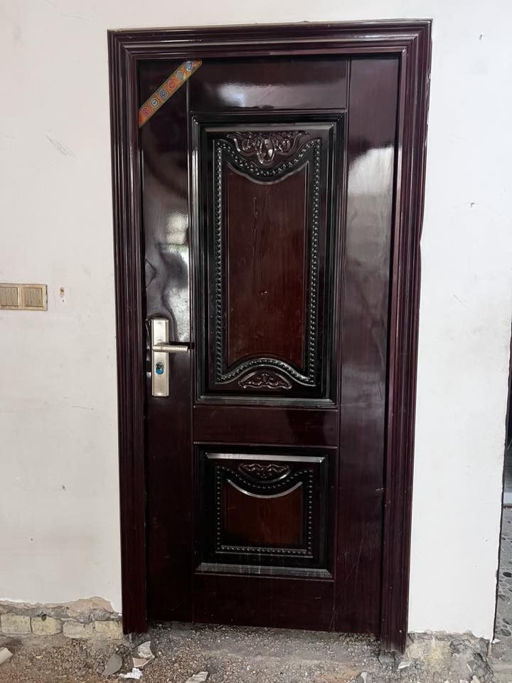 ابواب مستخدمة للبيع النجف الغري
للتواصل ***********
