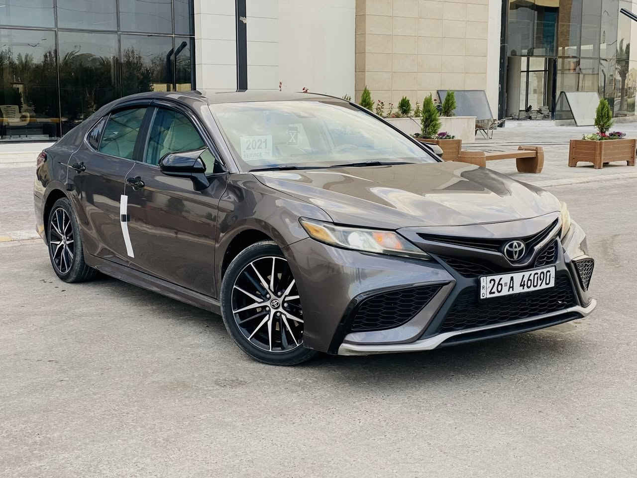 السلام عليكم….
للبيع بسعر مناسب جدا جدا 158$ اعتذر عن الاقساط والوعده…
تويوتا كامري 2021 SE وارد امريكي لون جكليتي ( قهوائي ) رقم صلاح الدين انكليزي (26) سنويه جديدة لغايه 2030 وهزة جديدة شرط التحويل….
سيارة بيها قطعتين ضرر وقطعتين رش كلير امريكا فقط والباقي مكفول… بدون دواخل… بدون ايرباك ….رقم الشاصي وصور الضرر مرفقه مع الصور….
سيارة جاهزة بدون اي نقص… سيارة حيل حلوه احلى من الصور…
محرك 4/2500 سلندر … محرك مامفتوح…
شرط محرك وكير وصدر وكهربائيات وتبريد وتدفئة وتخم تاير سيارة جاهزة من كلشي….
مواصفات SE معروفة مواصفاتها مايحتاج اذكرها…
العنوان/ صلاح الدين/ تكريت/ القادسية….
السعر 158$ اعتذر عن الاقساط والوعده….
للاستفسار ***********
***********
