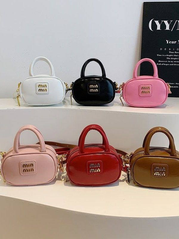 شركة الدكتور للإستيراد والتوزيع  👜 
الموسكي حارة اليهود ميدان السقالبه ☝️
لينك قناة التليجرام ⤵️⤵️
بفضل الله مستوردين يد أولي ☝️
جروب التخفيضات https://t.me/DoctorBaag
فيس بوك... 
https://www.facebook.com/share/15V31RaAb1s/
🔴جملة لتجار جملة الجمله كراتين 
🔴جملة التجار والمحلات التجارية بأسعار خاصة
👈للتواصل معنا : ٠١٢٢٤٤٦٧٣٤٩ واتس وفون  
👈العنوان : الموسكي _حارة اليهود_ 25_26ميدان السقالبه بجانت محل ألحاج احمد القاضي 
💪العنوان:النزهه الجديده_شارع حسن الدبيكي متفرع من المدينه المنوره
متاح شحن القاهرة والمحافظات


**إذا كنت صاحب هذا الإعلان وتريد حذفه لأي سبب، رجاءا أرسل رسالة إلى الدعم الفني**