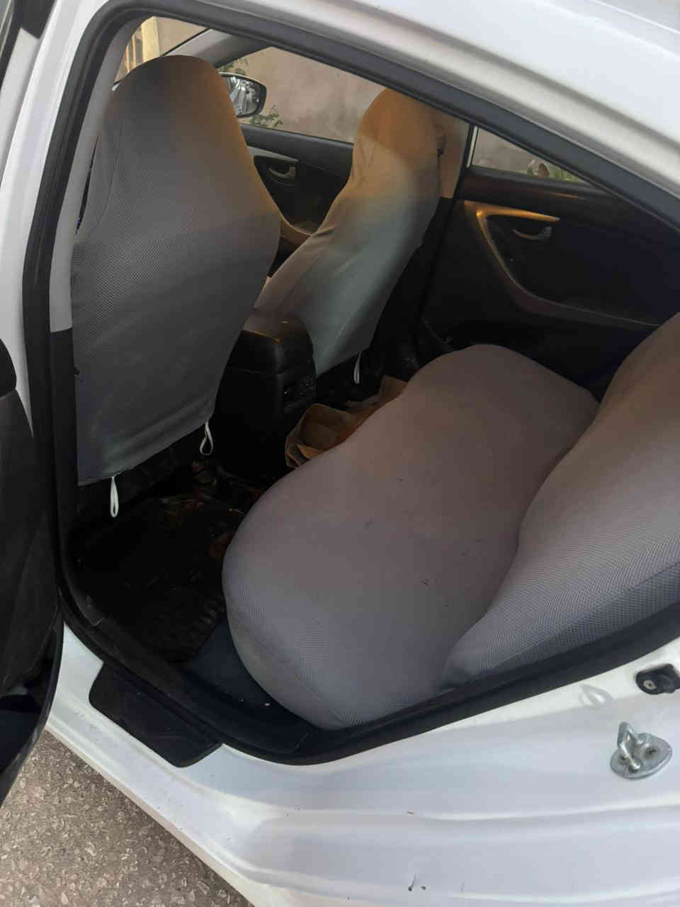 النترا مديل 2015  تبريد قطعتين ماشيه 150 بعدها بچيس مكفوله كفاله عامه رقم بغداد راعيها بنجف سياره وارد كوري  
محرك الف و600 سياره حلوه كلش السعر 115 للاستفسار 
***********
