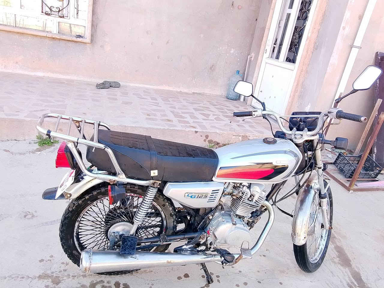 سلام عليكم دراجه نامه نشاط فول مانقصه كلشي مكان بيجي كلو شغال مانقصه كلشي مكان بيجي  شعندك مروس نزل حسب قناعه ***********
