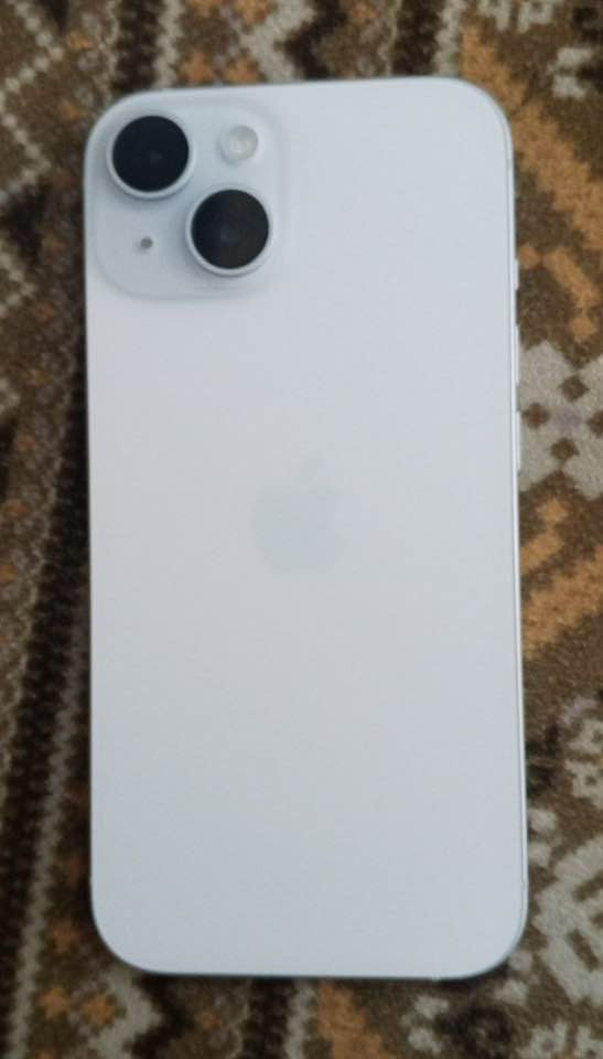 تلفون لكطة تخبل مال وحدة   صار فترة اخذته وهسة تريد تبيعه  وتريد تجيب ١٧ ايفون ١٥ العادي بطارية ١٠٠٪؜ جهاز نظيف كلش مقاوم للماء والغبار يدعم الذكاء الاصطناعي وكل مواصفات الايفون الباقية تعرفوهة الشراي يتصل على *********** يتوفر وطساب
