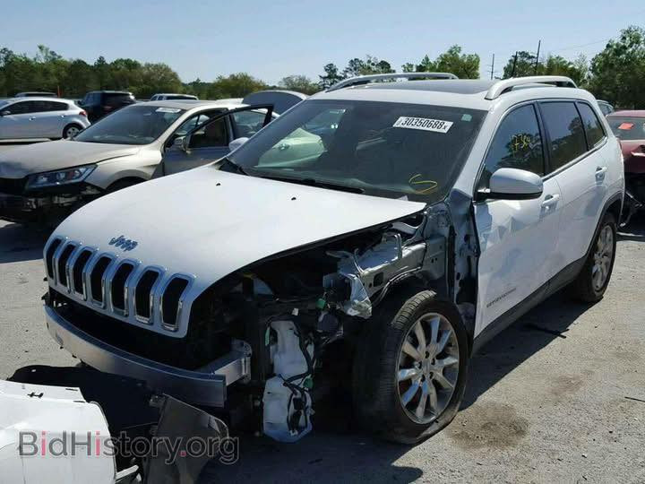 جيب شيروكي 2016 فول3200 / 6 سلندر
حادث مثل ماموضح بالصور دهن وبنزين افضل نوعية وادامة مستمرة تحويل ثاني يوم السعر خاص او الاتصال ***********
