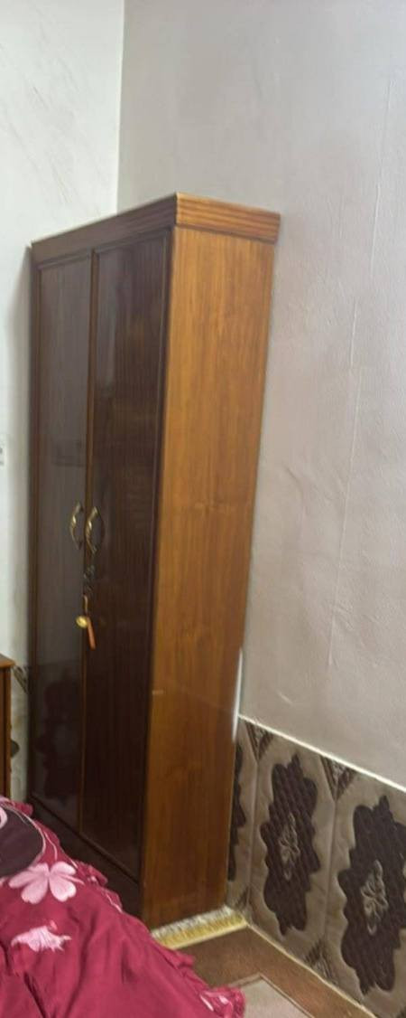 توجد غرفه نوم توج خشب حطاطه نضافه 90 بل ميه السعر 900 وبيها مجال 
العنوان الرمانه منطقه البوعبيد للاستفسار ***********

ادمن وافق
