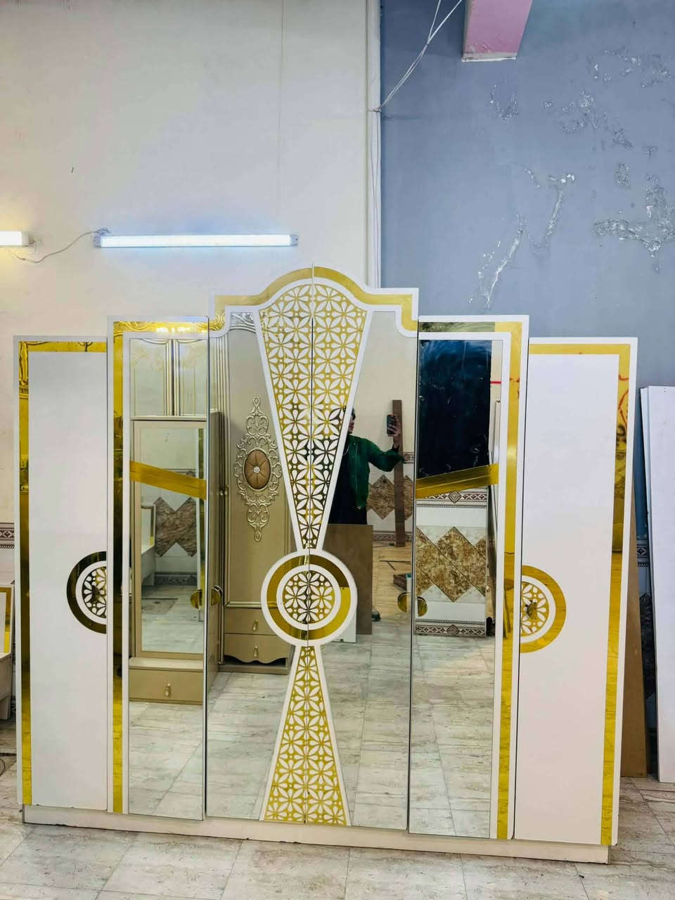 غࢪفه ترڪي موديل حديث مستخدام
عدت القطع /6
نضافه 80/💯
نضام ابواب 
السعر /450قفل
مع شد ونقل  داخل بغداد مجانآ
 باقي المحافظات بسعࢪ مناسب


**إذا كنت صاحب هذا الإعلان وتريد حذفه لأي سبب، رجاءا أرسل رسالة إلى الدعم الفني**