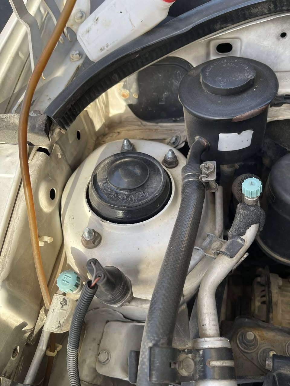 سياره بلاديه مبدل دعاميه امامي فقط بيه بارد جاملغ السايق تحويل ثاني يوم سونار موجود حداديه تخم تاير كير مكينه شواصي لووز. واتساب فقط ***********  سعر ٤٨ رجاءً بدون كسران كلمه طيبه تكفي
