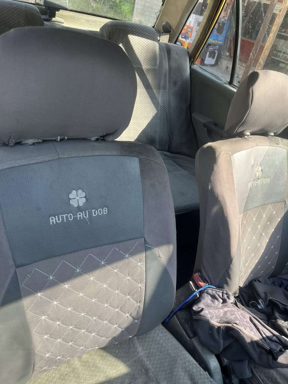 سايبا ٢٠٠٩ مكينه جديده كير جديد تخم تاير مكيانيك نضيف السعر ١١ورقه مااندل راعيهه مكاني العبيدي الرقم ***********
