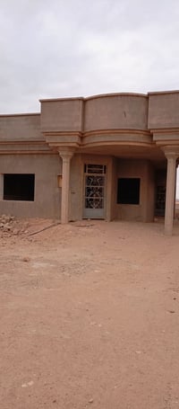 بيت للبيع • قرب معمل شدهان