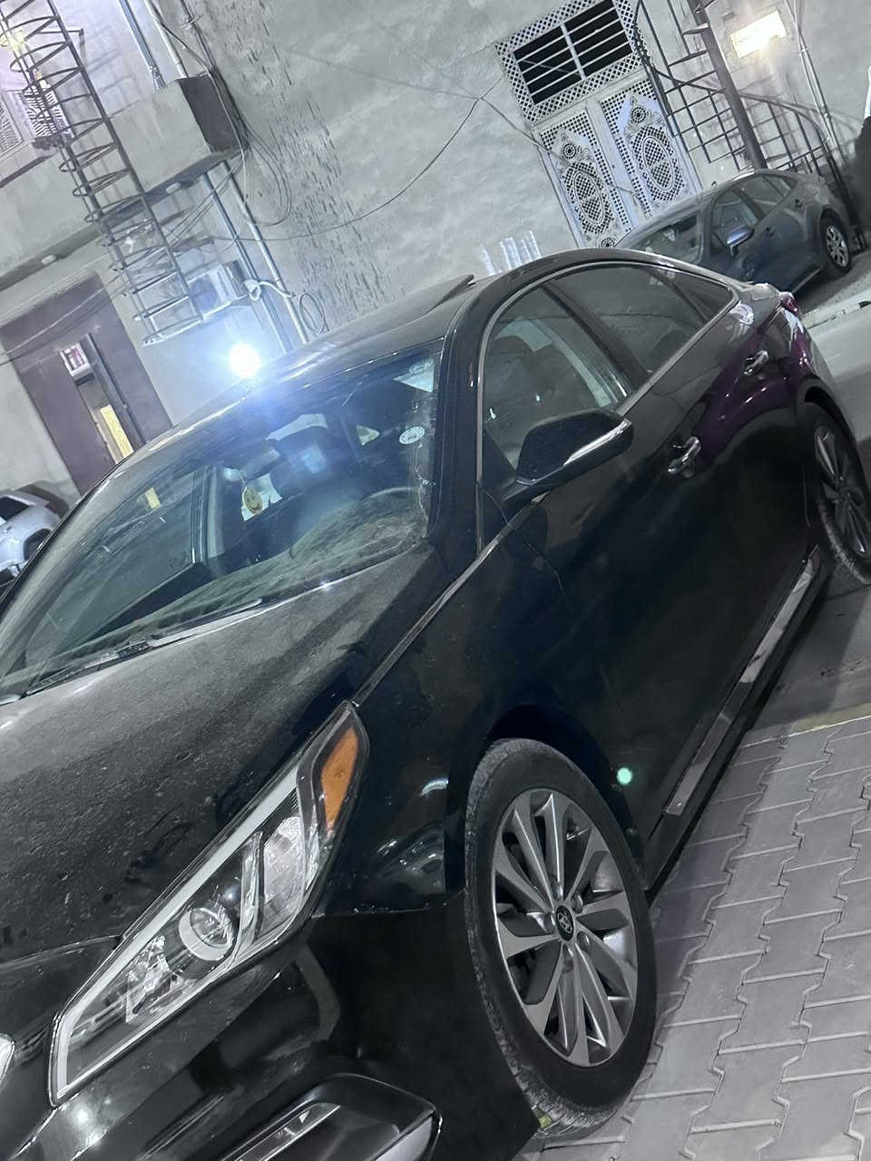 بسم الله الرحمان الرحيم 

وتمنوآ اَلبركة فما نقص مال من صدقة ولا قل رزق من دعاء

ما شاء الله، لا قوة إلا بالله

• الموديل: هيونداي سوناتا 2017
• الفئة: سبورت (Sport)
• اللون: أسود أنيق
• المحرك: 4 سلندر، 2.4 لتر، اقتصادي وقوي
• ناقل الحركه: أوتوماتيك
• الكيلومترات: (82)
• المواصفات المميزة للفئة سبورت:• جنوط سبورت أصلية
• مقاعد جلد مع تحكم كهربائي
• مثبت سرعة + تحكم بالمقود
• شاشة كبيره مع بلوتوث وكاميرا خلفية
• حساسات خلفية
• فتحة سقف سلايت 
• نظام صوتي مميز

• الحالة: السيارة نظيفة ومعتنى بيها، فحص شامل متوفر
• السعر: (125)

رقم الهاتف ***********
 
مكان السياره تكريت

🔹 

“اللهم بارك لمن يشتري ويبارك لمن يبيع”

---
