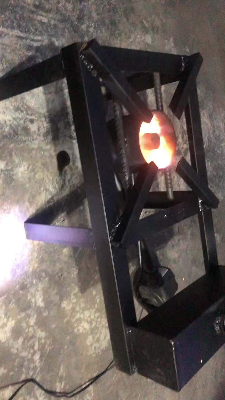 🔥 عرض خاص – طباخ يعمل بالزيت المحترق 🔥
إذا تبحث عن حل اقتصادي وفعّال للطهي أو الاستخدامات الزراعية والصناعية، هذا المنتج هو خيارك الأمثل!

💡 المميزات:

✔ يعمل على الزيت المحترق (يوفر عليك تكلفة الغاز)

✔ شعلة قوية وثابتة 🔥  

✔ تصميم عملي ومتين يتحمل الاستخدام اليومي  

✔ مناسب للطبخ، المزارع، الورش، والاستعمال الخارجي  

💰 السعر: فقط 60  

📦 متوفر الآن – الكمية محدودة  

📩 للحجز والاستفسار راسلنا مباشرة  

***********

لا تفوّت الفرصة… وفر فلوسك واستفد من الزيت بدل ما يضيع!
