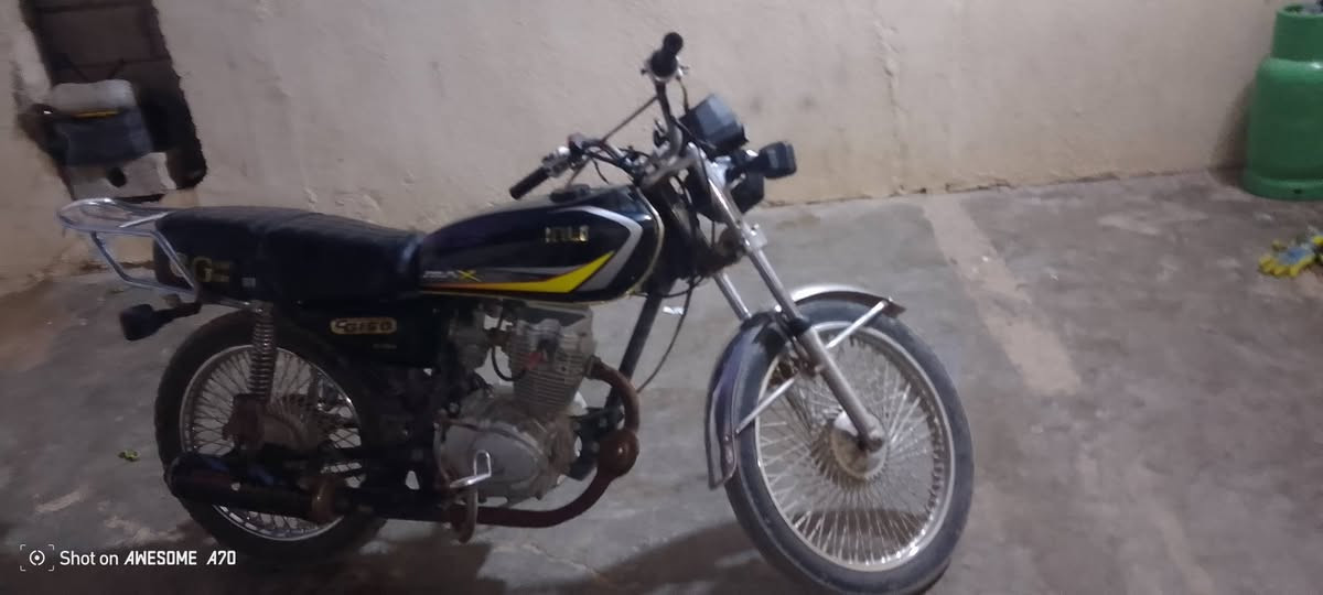 ئەم ماتۆڕەبۆفرۆشتن مۆدێل 20
ماڵێکی پاکوجوان سعری ‌280معامەلە شوێن قەزای ڕزگاری


**إذا كنت صاحب هذا الإعلان وتريد حذفه لأي سبب، رجاءا أرسل رسالة إلى الدعم الفني**