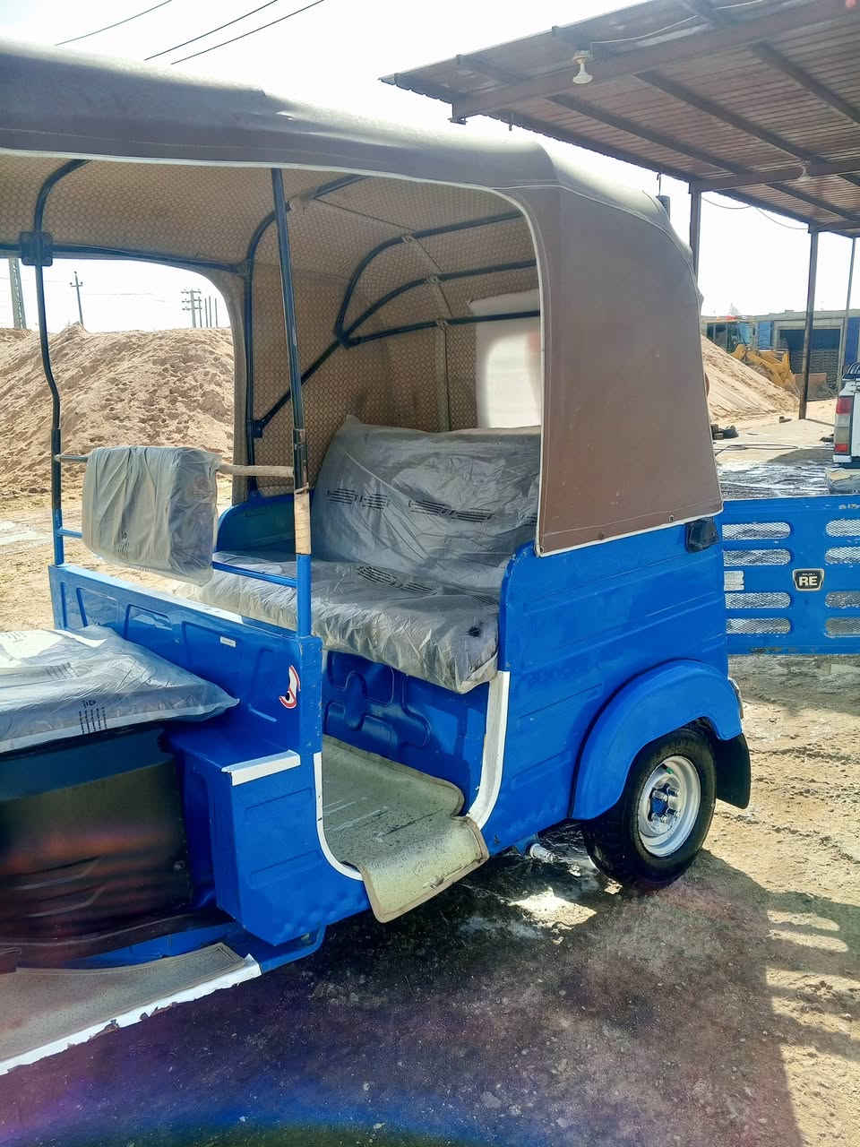 سلام عليكم تكتك 20شهر 11 كشره مكفولة من صبغ والمعجون وضربه محرك بوشه وبستم رقم وسنوية تكتك جاهزه سعر 6500 قفل شراي ينتصل مكان قلعه صالح ‏‪***********‬‏
