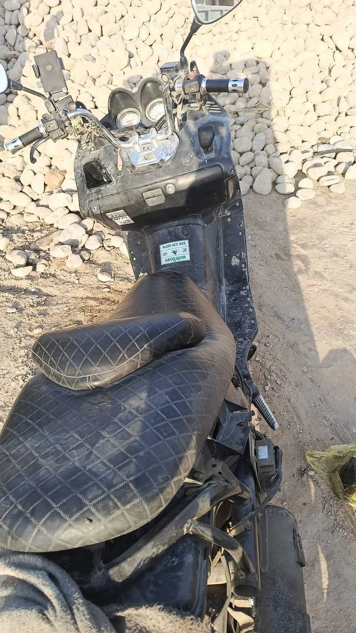 دراجه فورزه صفر 6 البع سعر 400  وبيه مجال الطيبين نقصه بس كفرات العنوان بغداد  الدوره  ***********
