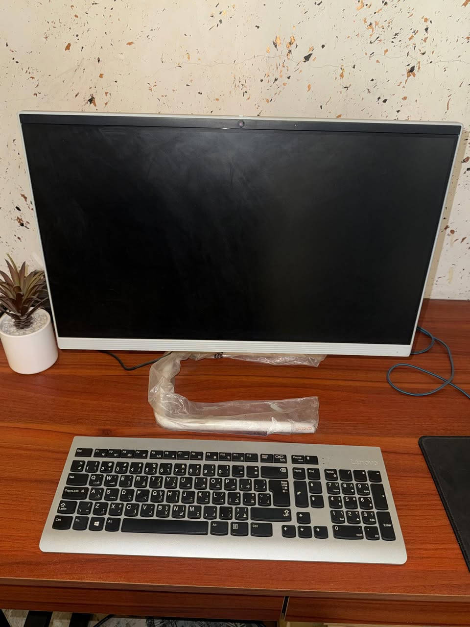 السلام عليكم  حاسبة لينوفو ال ان وان  يعني الكيس داخل الشاشة للبيع 

Lenovo IdeaCentre A340-22ICK

* معالج: Intel Core i5-9400T
* رام: 8GB
* هارد: 1TB HDD
* شاشة: 21.5 بوصة FHD

السعر ماعرف حالياً شكد قيم بما يرضي الله واخذها بلعافية عليك 

عنواني بغداد ومتوفر توصيل الحاسبة نظيفة جداً بعدها بلجيس موجودة غراضها وكارتونتها والماوس والكيبورد


**إذا كنت صاحب هذا الإعلان وتريد حذفه لأي سبب، رجاءا أرسل رسالة إلى الدعم الفني**