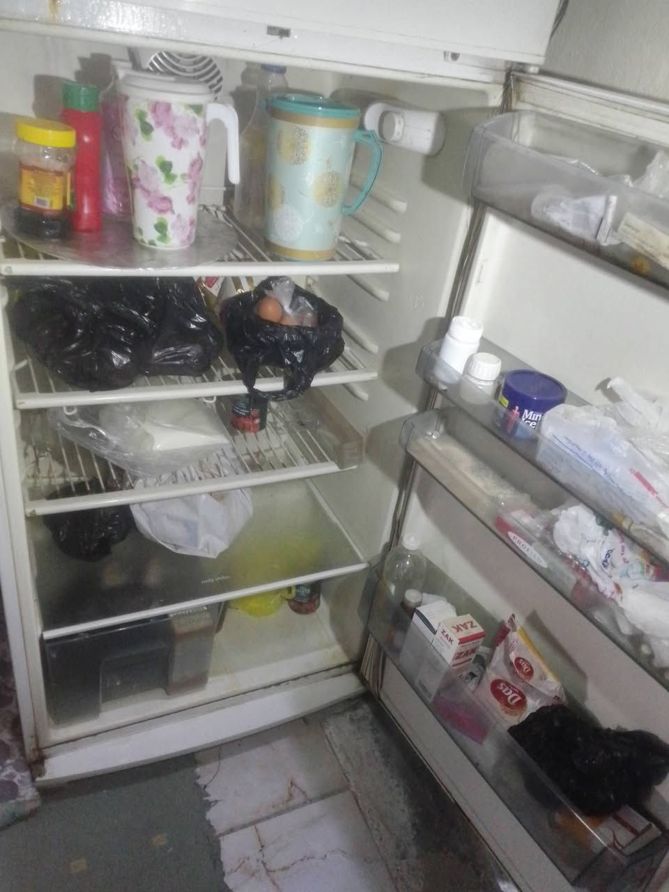 السلام عليكم ثلاجه للبيع سعره 100و بيه مجال للشراي


**إذا كنت صاحب هذا الإعلان وتريد حذفه لأي سبب، رجاءا أرسل رسالة إلى الدعم الفني**