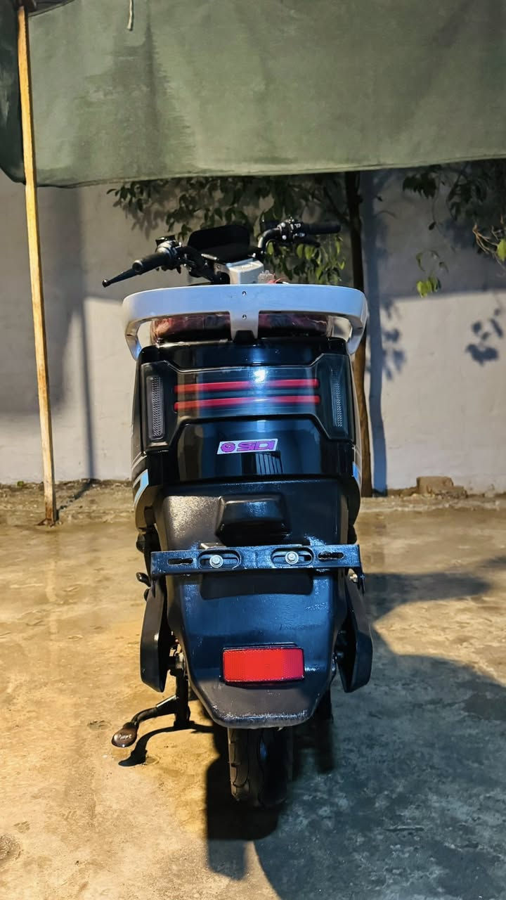 ماطور شحن للبيع
اوباما ٦ بطاريات
ملف 2000
سرعه حقيقي ٧٠
بطاريات عالنص 
السعر ٤٥٠ وبي مجال قليل
***********
