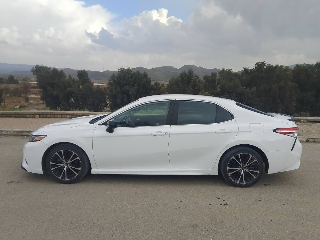 CAMRY2020se 
کامیری 2020بێ سبوغ دعمی نیە لۆک مواسفات seسەنەوی نویە گیرومکینە بە شەرت دوو ساردی هەیە مالی دۆستە سەنەوی نویە بە ناوی خۆمان چوار تایەی نوی تازە بۆ بەستراوە سحر گونجاوە شوین تەق تەق 192$
***********
*********** كويسينجاك, أربيل
