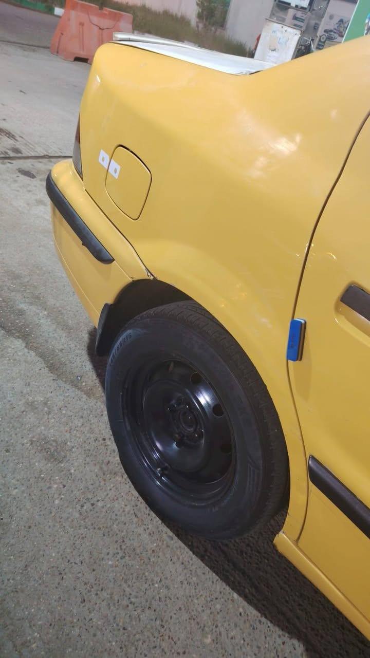 سلام عليكم سمند مراوس او بيع السعر ٤٥ عليها غرامات تنزل من سعر تحويل مباشر رقم بغداد اب اسم خالي كير ومحرك كرولا نحله جددد تماتيك غرفه  ودوشمه جديده وفول نشره عن طريق مبايل سستم سماعات وشاشه وكامره  خلفيه  مكاني بغداد المنصور هذه رقمي ***********واتساب سياره احلا من صور وفول نشاط وناعمه وبل عافيه ع ياخذه
