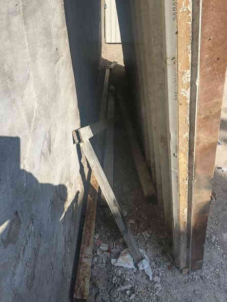 قمريه سندويش بنال ٣في ٥ كامله للبيع شارع ٢٠ ***********
