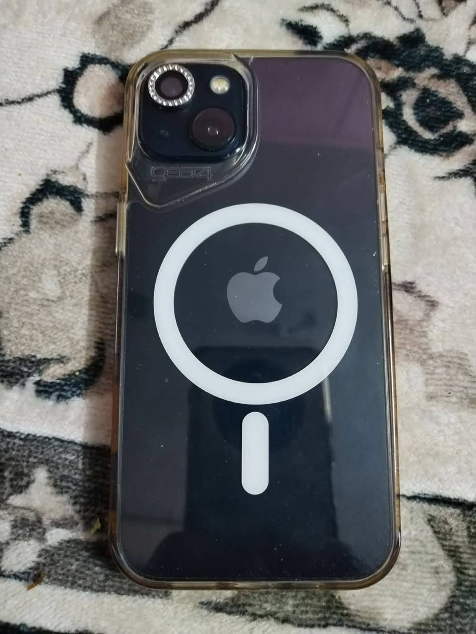 ايفون 13عادي
128جيجا امبدل بطاريه
السعر 350وبي مجال
موصل أيسر قادسية الثانيه 
***********
