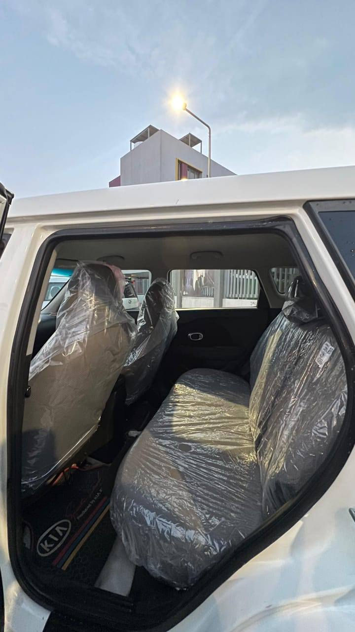 السلام عليكم
 للبيع صول
مديل 2018  
محرك 2000 
رقم بصره نكليزي
بسمي سويه ل 30
شاشه جبيره كامره
دوشمه اضيه كشنات
شراي يخابر ع رقم 
***********
