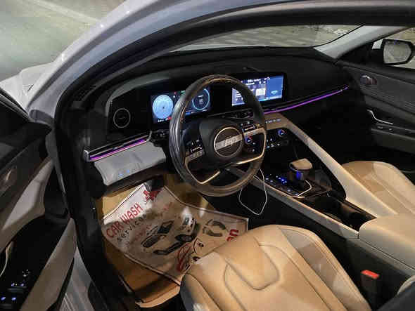 السلام عليكم النتره مديل 25 فول 1/1 بدون رقم حادث مبدل بنيد وخشم الشاصي تعديل وربع الجاملغ هم بي صبغ ارباك دركه بيها ماشيه 11 الف ابسمي العنوان زيونه او البديات السعر 170$ وبيها مجال بدون مراوس ‭0783 894 0840‬
