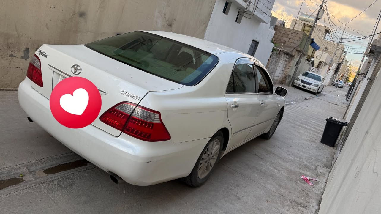 شاهینەی ١٨٠ ی گەورە بە بچوک ٢٠٠٧ 
دوو دوگمە 
بەس شوێن موسەکان بۆیاخە لەگەڵ یەک بستی دەرگای دواوەی سایەق 
گەرمی و ساردی بەشەت 
ئاوێنە ئیشارەت 
کوشن کارەبا 
چووار جام کۆنترۆڵ

تێبینی سەیارەکە کۆدی بۆ کراوە 
بۆ گۆڕینەوە بە مەلیکەیەک کە کۆدی هەبێت ❤️❤️
دیفۆڕی گەورە بێت


**إذا كنت صاحب هذا الإعلان وتريد حذفه لأي سبب، رجاءا أرسل رسالة إلى الدعم الفني**