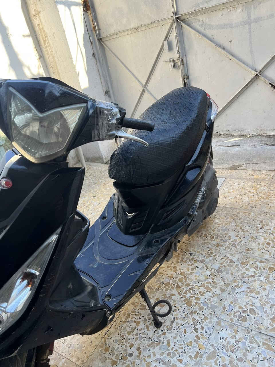 سلام عليكم درجه للبيع سعر 300 الف لي يريده خاص مفتووح الرقم ***********  مكاني بغداد
