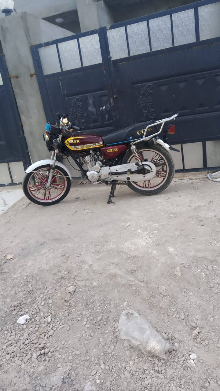 دراجة ايراني للبيع 5كيرسونيك نضافه فول كهربائيات شغال لا صرف ولابخار موديل 2022محرك اسبانه ممضروب مكاني كركوك شارع المرور القديمة قرب حلويات الشام السعر 475 وبي مجال هذا رقمي (***********)
