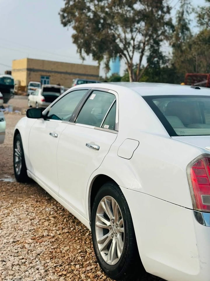 السلام عليكم C300للبيع
2012 رقم أربيل باسمي نضافه شوفة عينك السياره بيها بارد ب جاملغات الاماميه قليل ڪݪش (تاخذ تفحص سونار لأتعبني ولاتعبك) مكينه وكير وتخم تاير كفاله

والسعر قيم ب اليرضي الله لان قبل سنيتن اخذته ب سعر وهسا ختلف سوك 

مكان نجف /مشخاب ✨
***********
