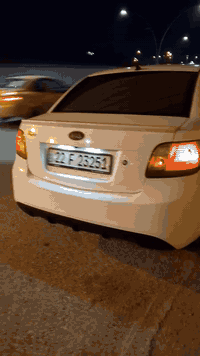 كيا ريو 2012
محرك 16
بيها صبغ هلال جاملغ خلفي ودائرة بالبوند كلها كود واحد
رقم اربيل جديد سيارة جاهزة ما بيها اي نقص 
 كهربائيات كير مكينة شواصي كلها شرط
مكان السيارة موصل الايمن 
السعر 108
للتفاصيل ***********
