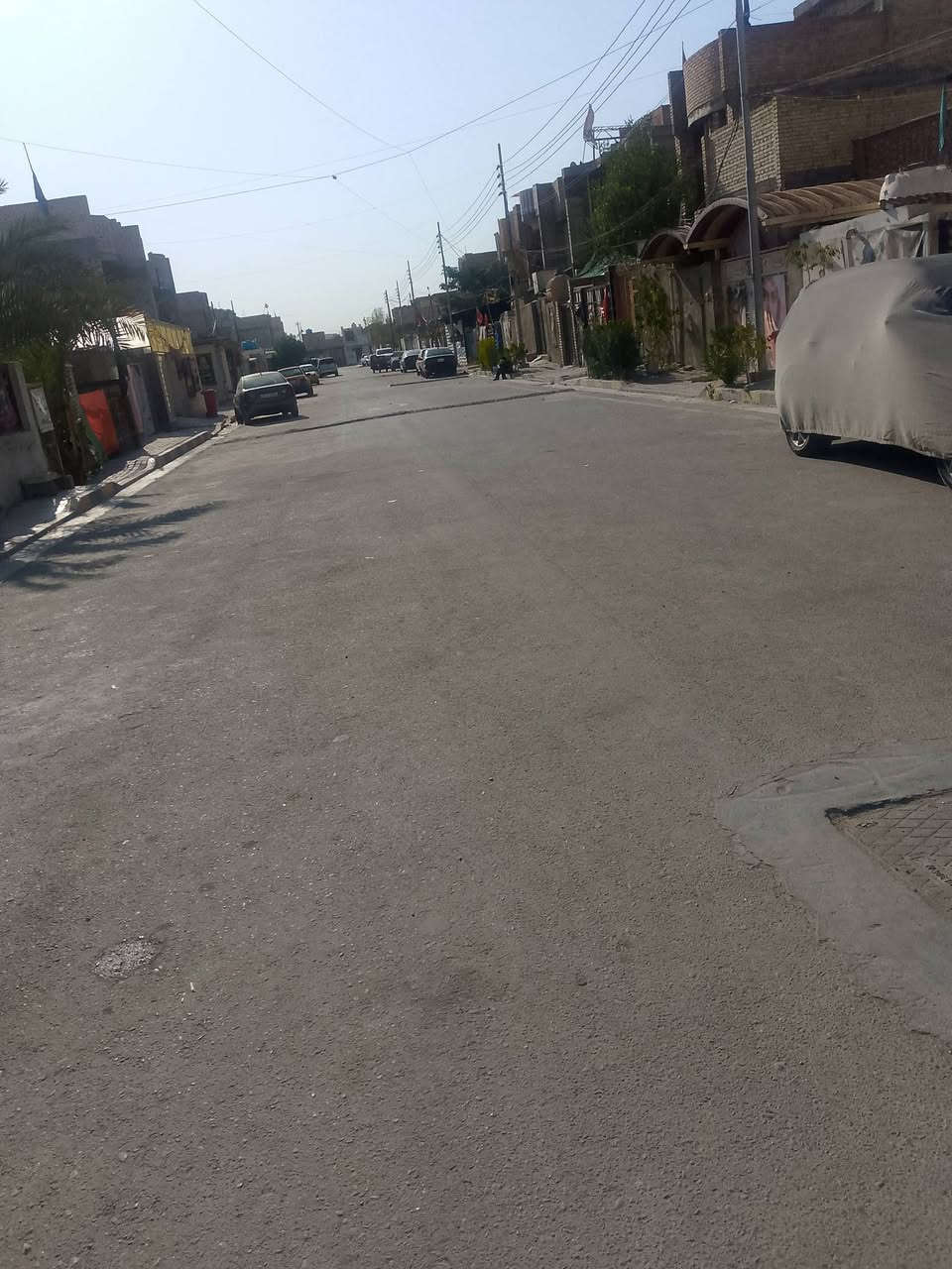 سلام عليكم بيت للبيع تفليش محسوب كاع حي الكوفه شارع الصوره اول استداره عل يسره اول فرع يسره مساحه 168.     واجه 7 ونزال 24.        ***********
