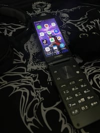 انتيكه • شاشتين أموليد • ذاكرة ٦٤ رام ٤