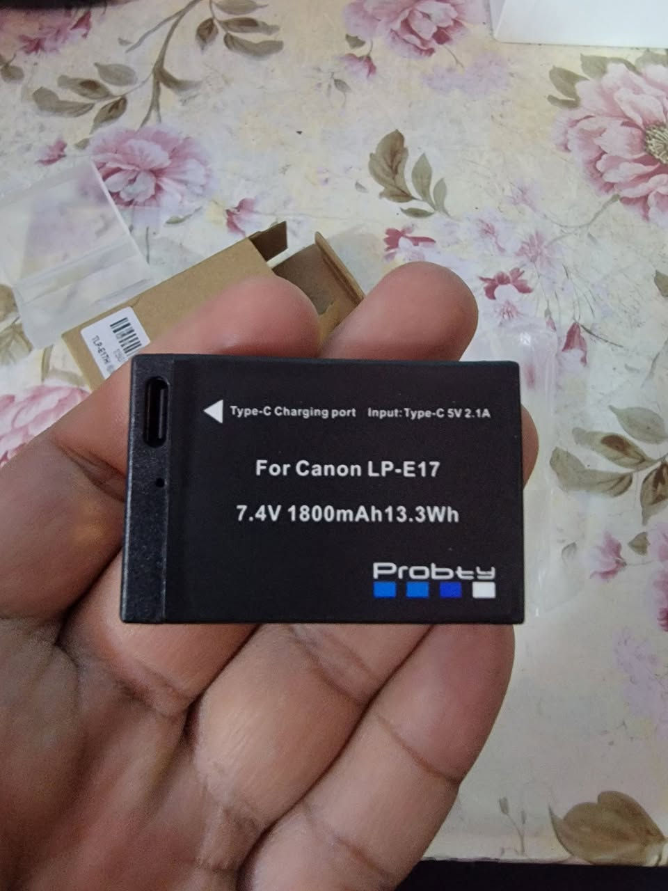 بطارية لكامرات كانون تحتوي على منفذ للشحن تايب سي
السعر 5


**إذا كنت صاحب هذا الإعلان وتريد حذفه لأي سبب، رجاءا أرسل رسالة إلى الدعم الفني**