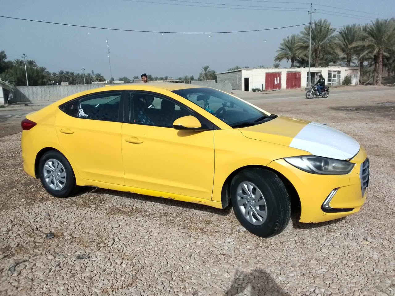 لنترا 17 تكسي رقم واسط انكليزي حادث جدا بسيط السياره بحاله جيده للبيع او مراوس بااقل تفاصيل اكثر ع *********** مكلف بالنشر
