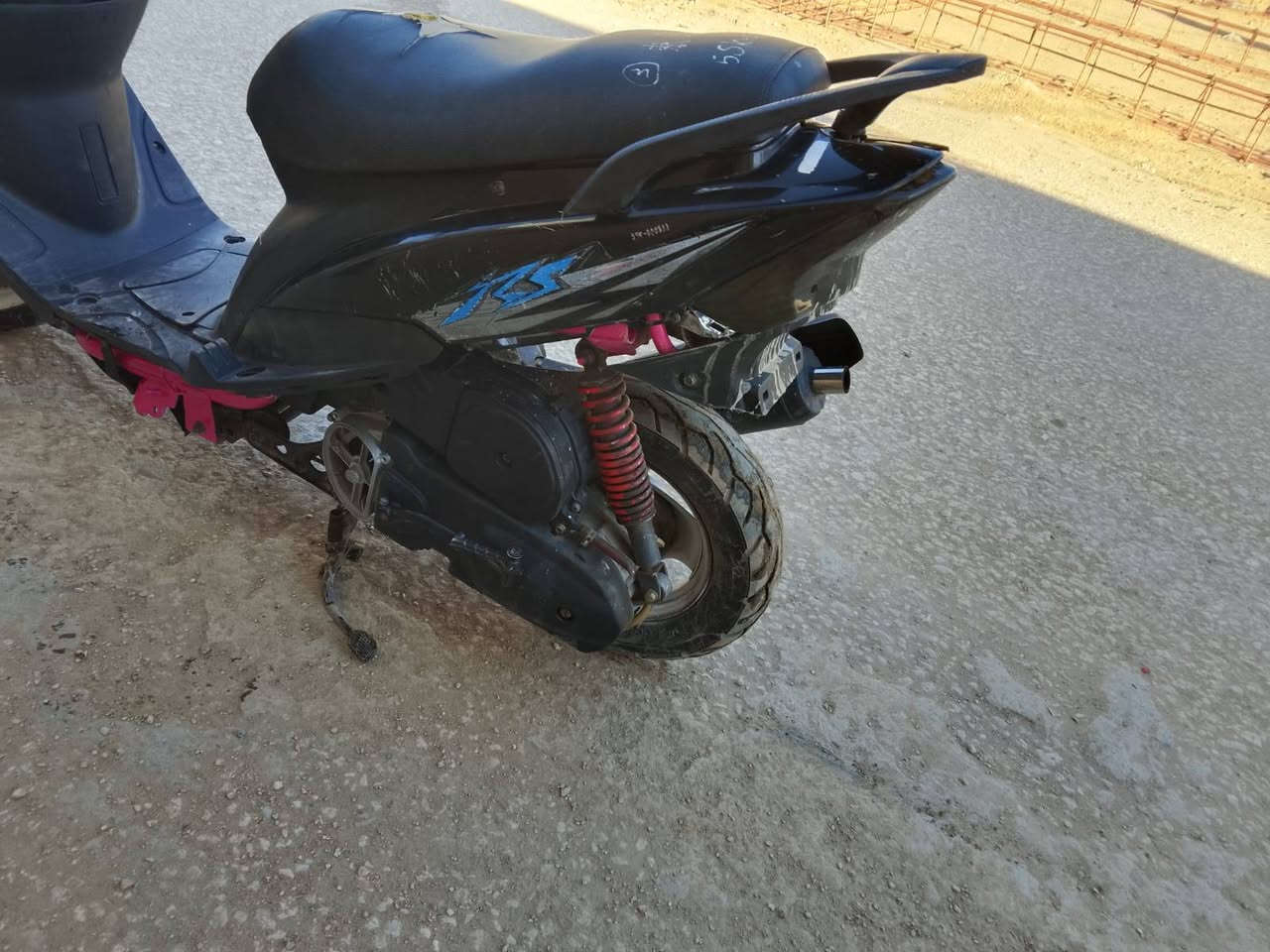 سلام عليكم شباب ماكس للبيع مال لعب وحلوه دراجه 
بلاديه كل نقص مابيه 
سعر 450وبيه مجال 
وي ستفسار هاذه رقمي ***********
