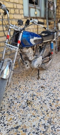 ٤ كير • برفاز • رقم وسنوية