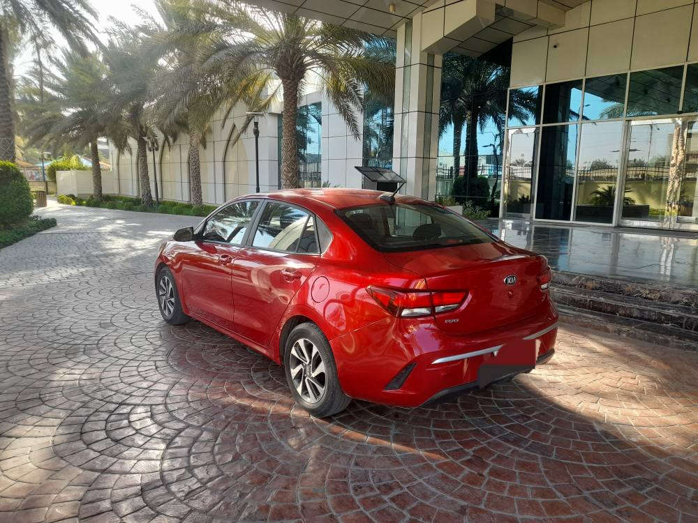 كيا ريو موديل 2021 وارد أمريكي
مواصفات S رقم كربلاء/ ماشيه ٣٨الف/حادثها جاملغ أمامي 
كامره ويل كب كشن جلد فول تحكمات تخم تاير جديد 
مكينه ١٦٠٠دوش دبل نوزل /سنويه جديده بأسمي 
كفاله عامه للمكينه والكير من الفتح والتبديل 
مكان السيارة كربلاء /*********** 
السعر 118$ وبيها مجال بسيط
