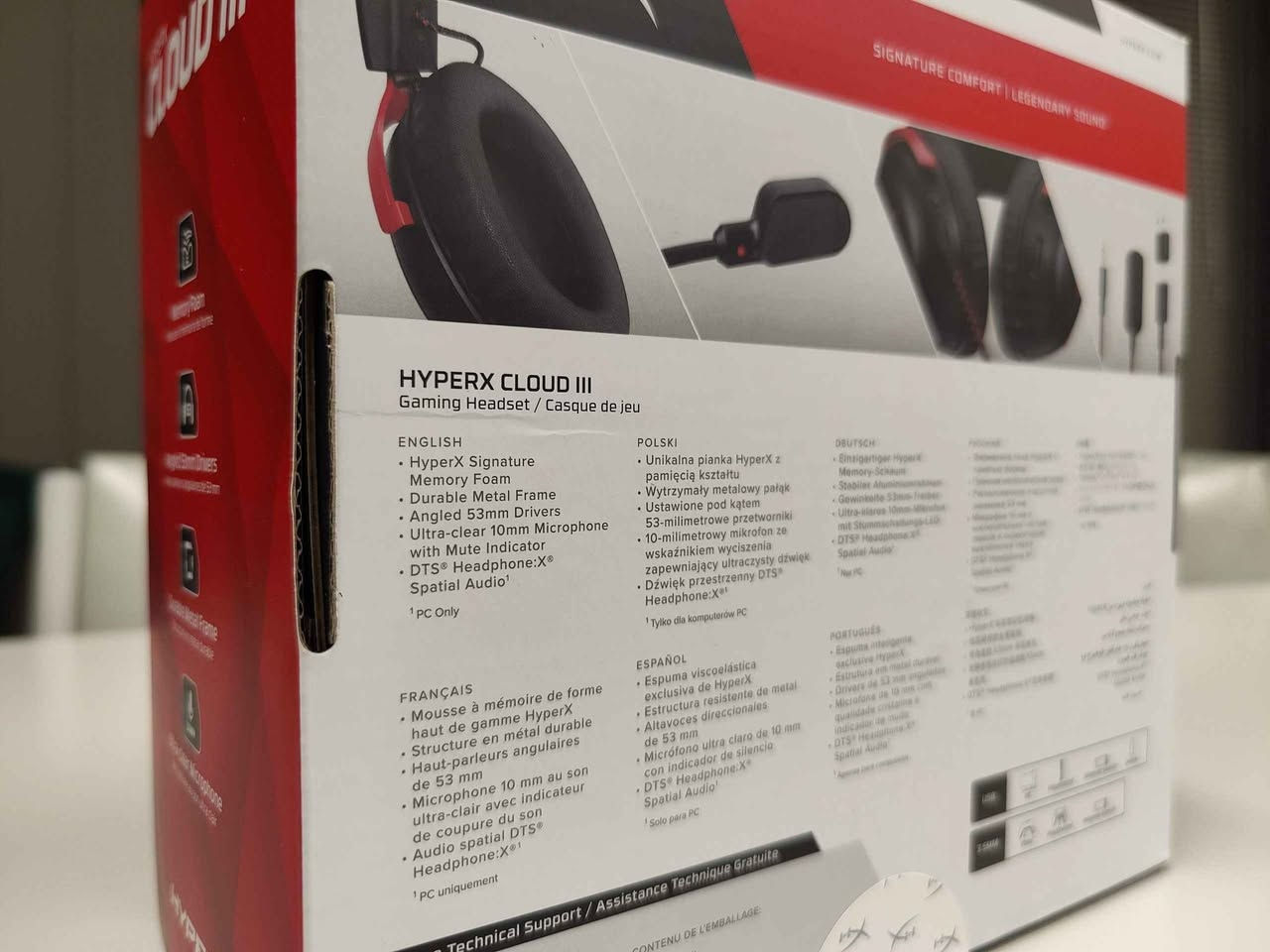 السلام عليكم 
للبيع سماعة HyperX Cloud III واير أصلية اصلية اصلية جديدة وليس اوبن بوكس كاملة مع المايكروفون والكارتون وكل الملحقات.
الوصف:
• الحالة: جديدة غير مستخدمة نظافة 100%.
• الملحقات: السماعة كاملة كل ملحقاتها الأصلية.
• المميزات: غنية عن التعريف، من أفضل سماعات الألعاب (Gaming) من ناحية الراحة وعزل الصوت اللي يعطيك صوت نقي جداً بالخطوات والألعاب التنافسية.
• التوافق: تشتغل على جميع الأجهزة:
(PC, PS4/5, Xbox, Mobile)

السعر: 120 الف
مكاني بغداد البياع بغداد, العراق


**إذا كنت صاحب هذا الإعلان وتريد حذفه لأي سبب، رجاءا أرسل رسالة إلى الدعم الفني**