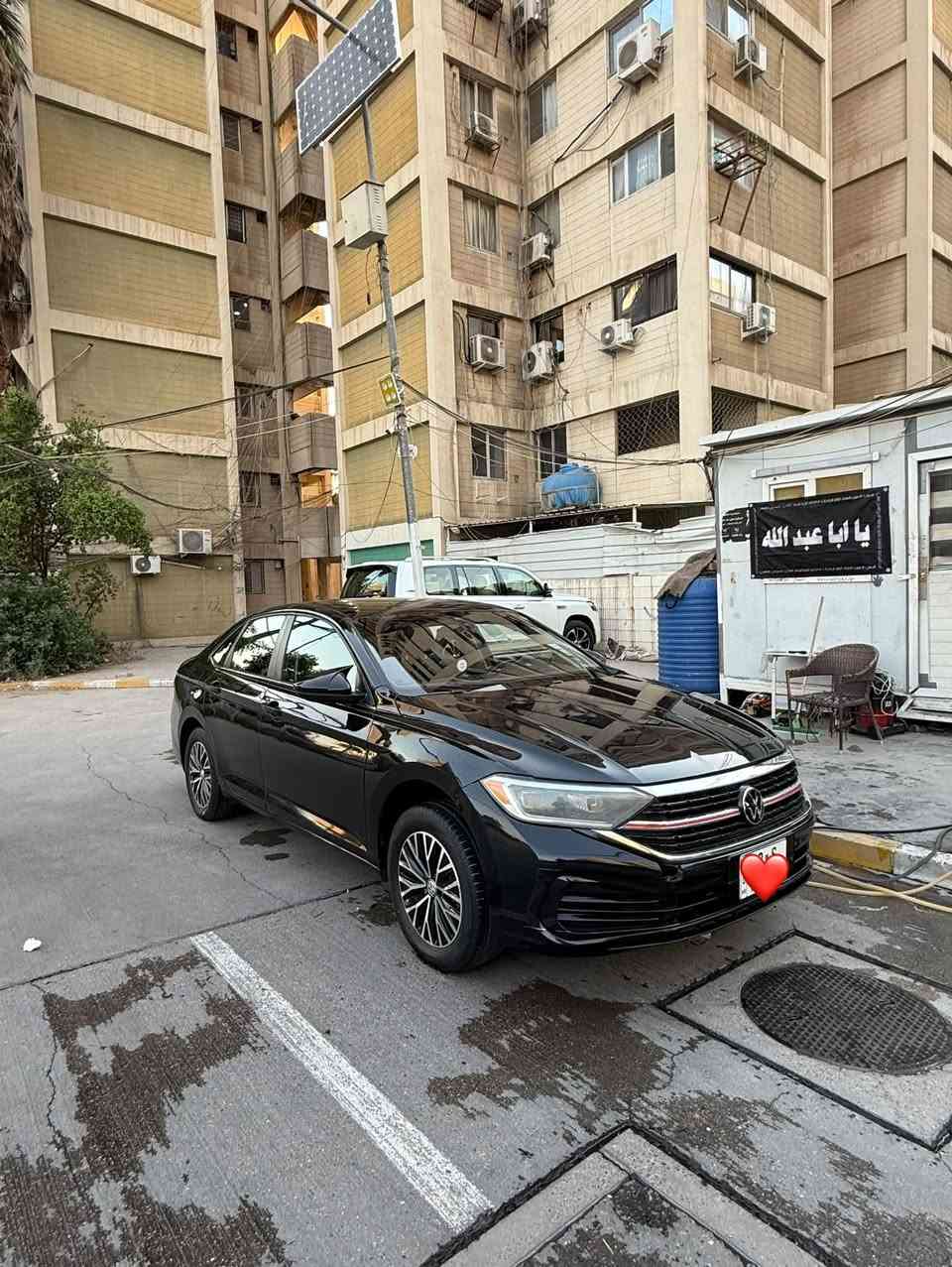 سلام عليكم جيتا موديل 23 سياره نضيفه وارد امريكي حادثه موضح بصور بنيد طاير عل حافه قماره بيه قطع صبغ سياره مواصفاته معروفه نص فول سياره كل نقص مابيه كامله رقم اربيل مكاني بغداد رقمي *********** سعره 125 وبيه مجال بسيط جدا
