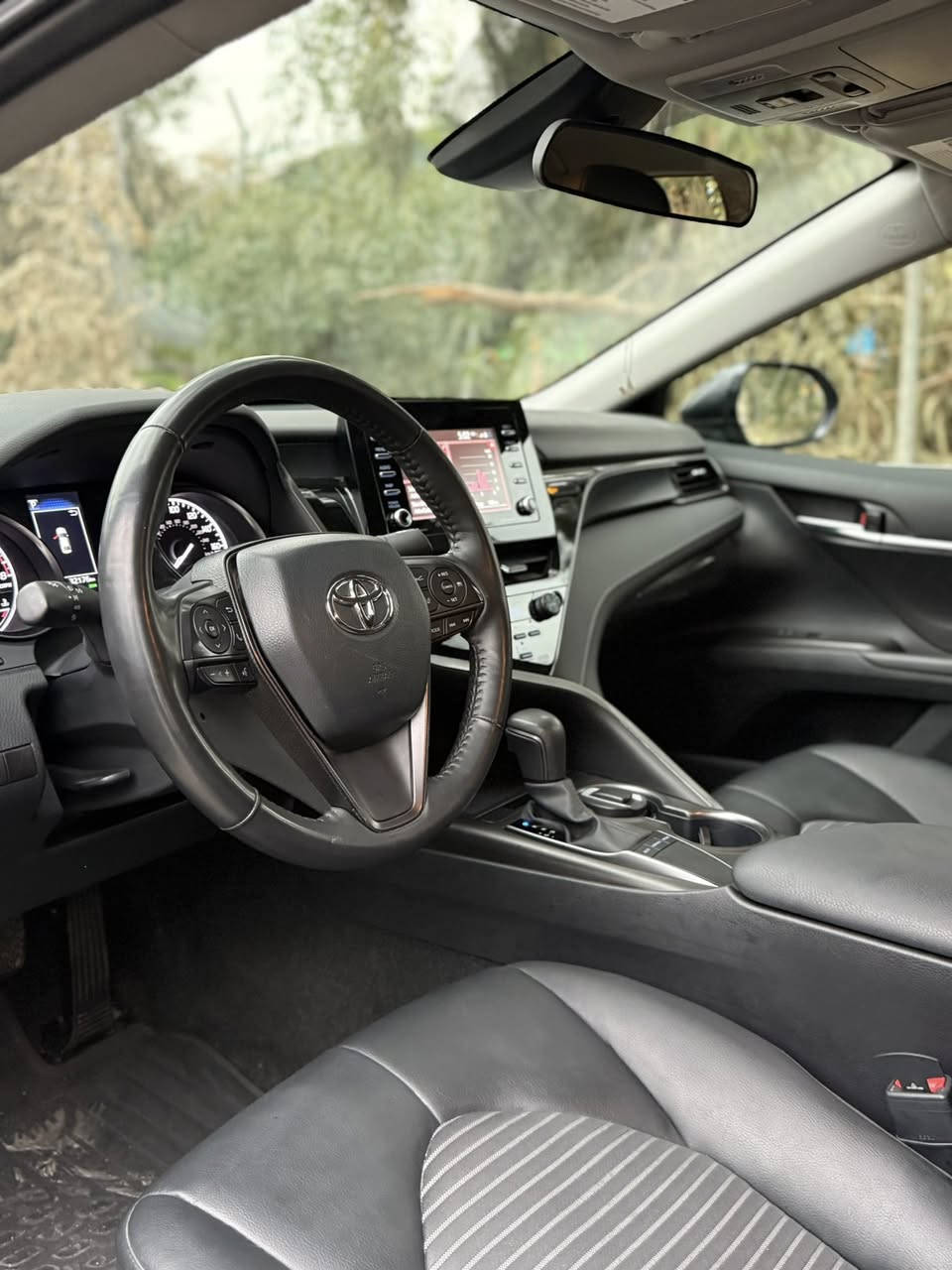 كامري 2024 
الجاملغ صبغ لحد الضلع 
بابين مبدلين نفس اللون 
السيارة جاهزة وحلوة مانقصها شي 
سعرها حلو ومرتب 
رقم صاحبها ***********
