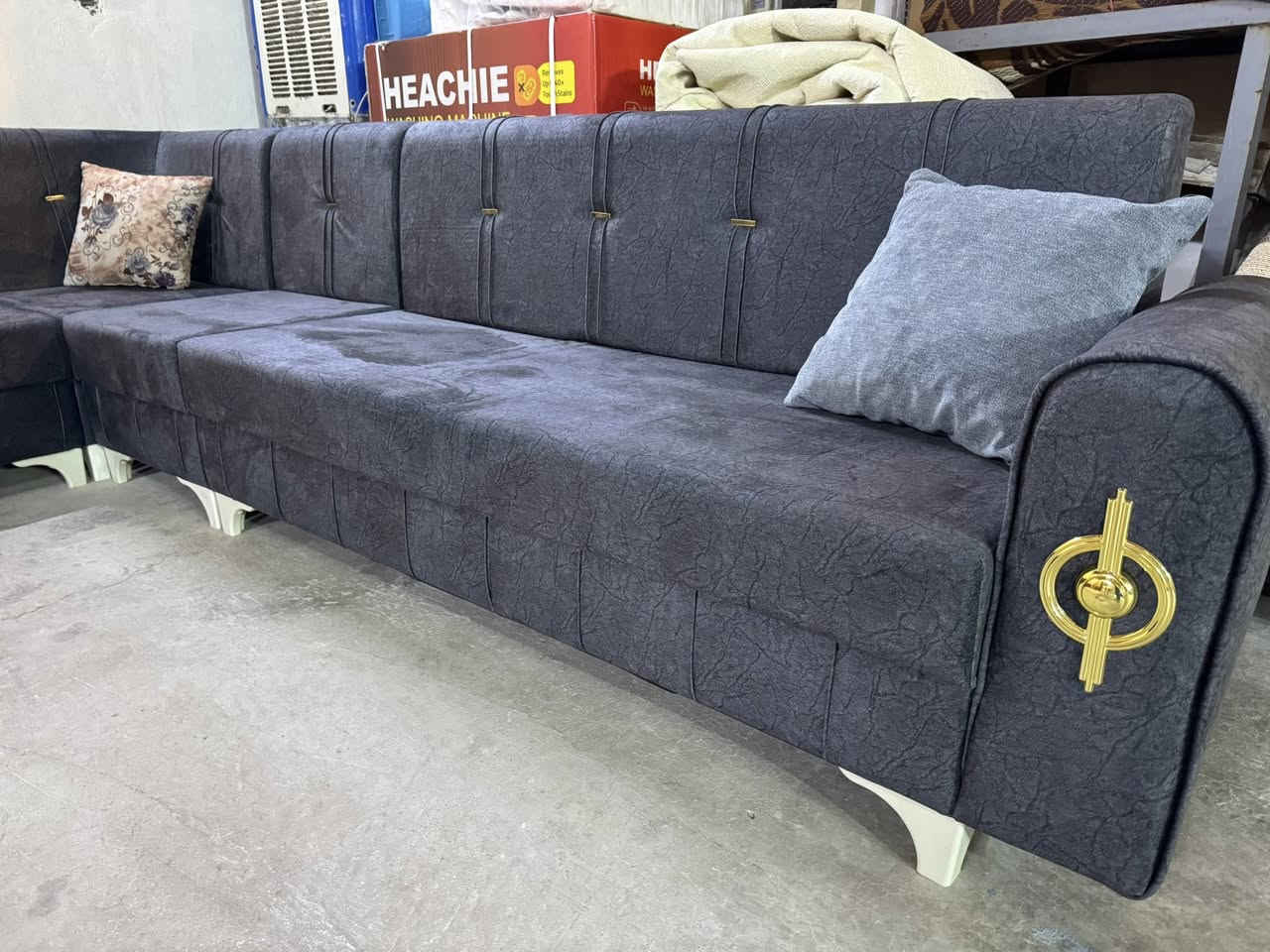 مجموعه اغراض منزليه للبيع بأسعار مناسبه للاستفسار  *********** يوجد توصيل
عنوانه /سليمانيه بكرجو شارع عوال مقابيل حديقه كوستجم او مدرسه شنيار للبنات (معرض حذيفه)
