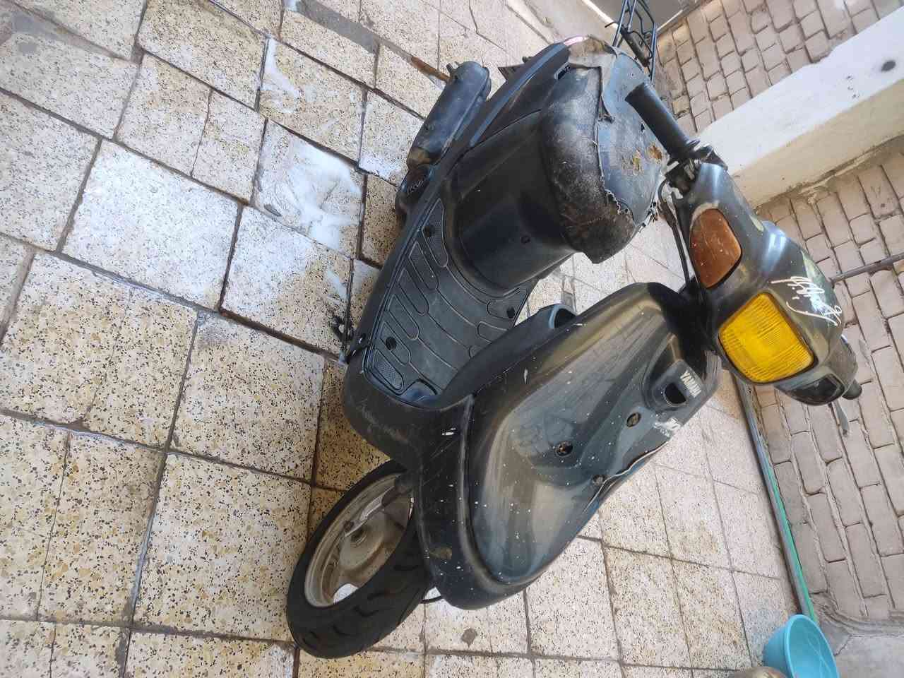 سلام عليكم دراجة بطة مال حاوية ما مفتوحة شرط الفحص مكينة ناعمة كلش مابيهة كلشي دراجة تخبل شلعة ومعدل فول سعر 180 مكاني كربلاء المقدسة شهداء سيف سعد رقمي ***********
